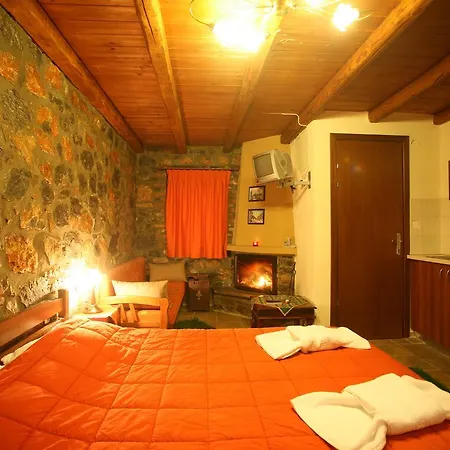 Eleni's 3* Agios Athanasios (Pella)